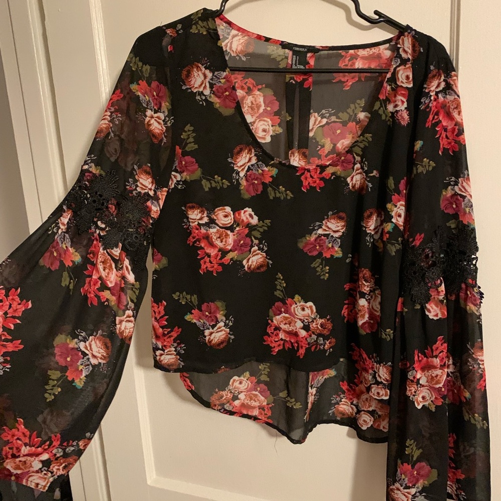 Forever 21 cropped floral long sleeve mesh shirt